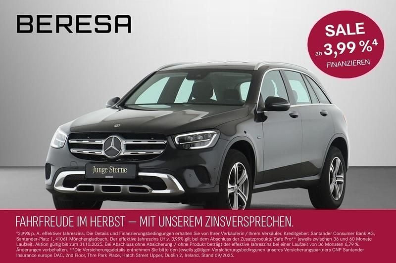 Grau Gebraucht 2021 Mercedes GLC300e SUV | 32.680 € (Superpreis) - Bild 1/4