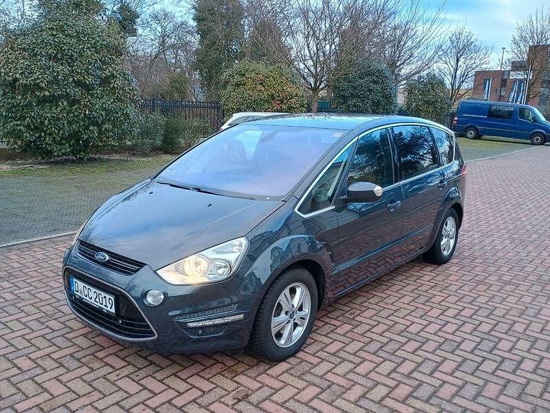 Gebraucht Ford S-MAX Titanium 203 PS (149 kW) 2011 Blau Van / Kleinbus