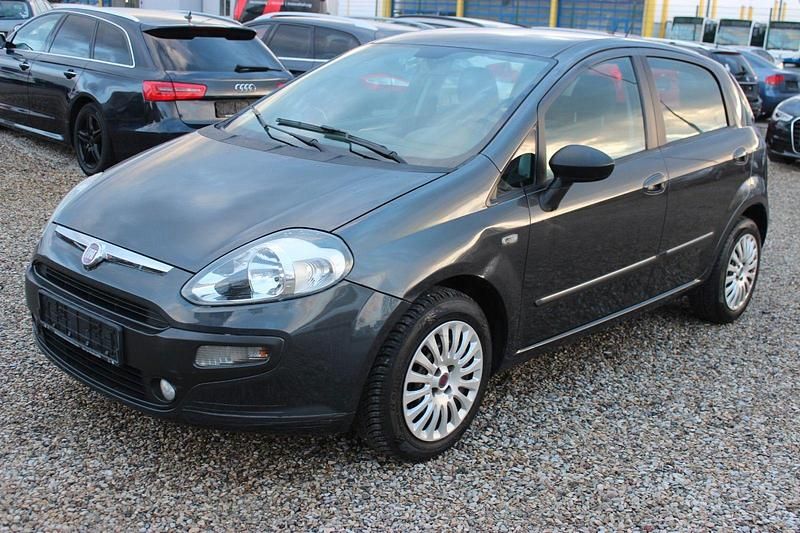 Gebraucht Fiat Punto Evo Dynamic 77 PS (56 kW) 2010 Grau Kleinwagen