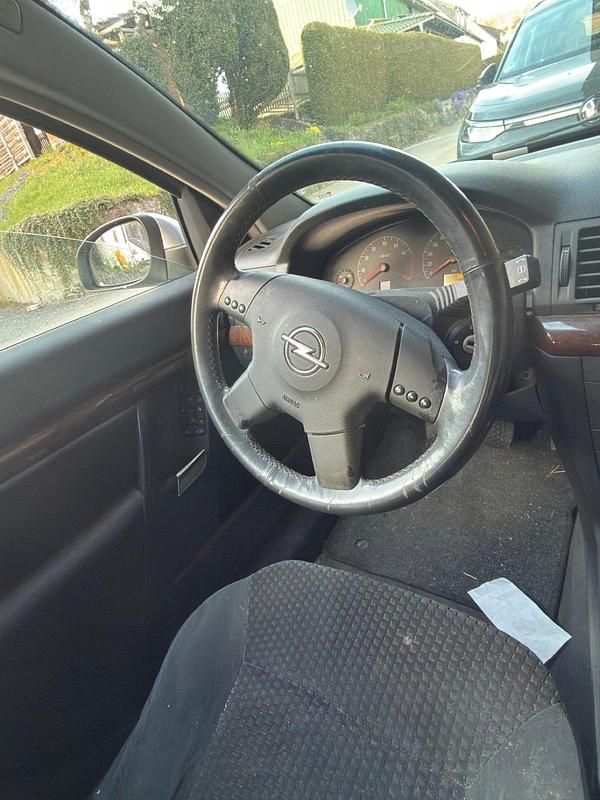 Gebraucht Opel Vectra 2002 Grau Limousine