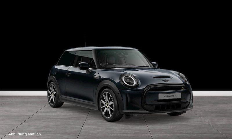 Mini yours enigmatic black Gebraucht 2022 Mini Cooper SE Hatch Kleinwagen | 19.990 € (Etwas zu teuer) - Bild 1/4