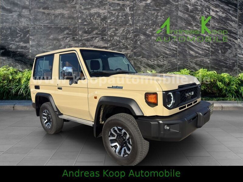 Neu Toyota Land Cruiser 231 PS (169 kW) 2025 Beige SUV