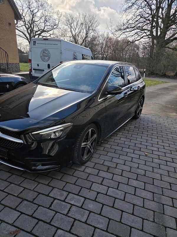 Gebraucht Mercedes B250 AMG line 224 PS (164 kW) 2019 Schwarz Kleinwagen
