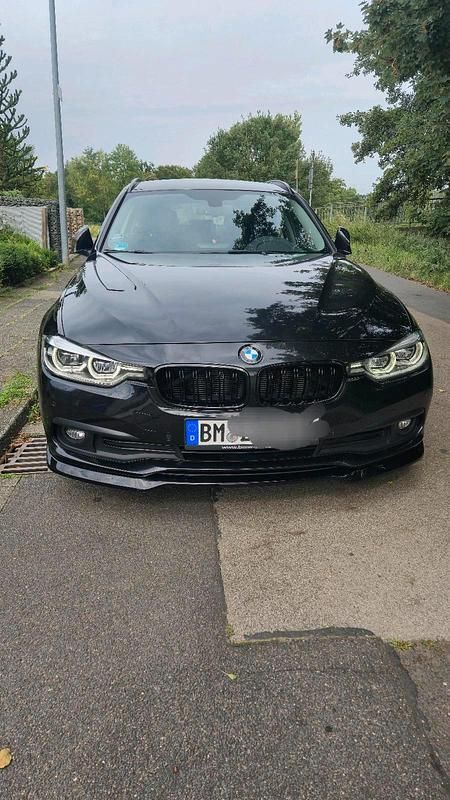 Schwarz Gebraucht 2018 BMW 320 Advantage Kombi | 14.000 € (Superpreis) - Bild 1/4
