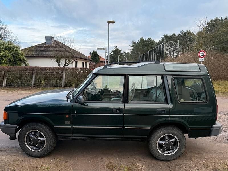Grün Gebraucht 1994 Land Rover Discovery SUV | 7.500 € - Bild 1/4