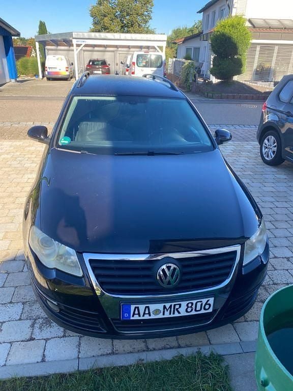 Schwarz Gebraucht 2008 VW Passat Comfortline Limousine | 2.000 € (Superpreis) - Bild 1/4