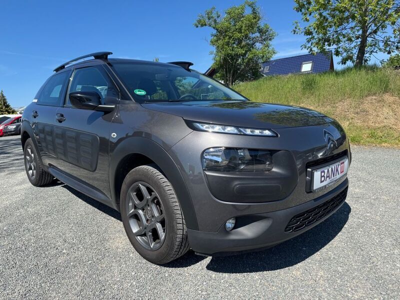 Grau Gebraucht 2017 Citroën C4 Cactus SELECTION Kleinwagen | 6.900 € (Fairer Preis) - Bild 1/4
