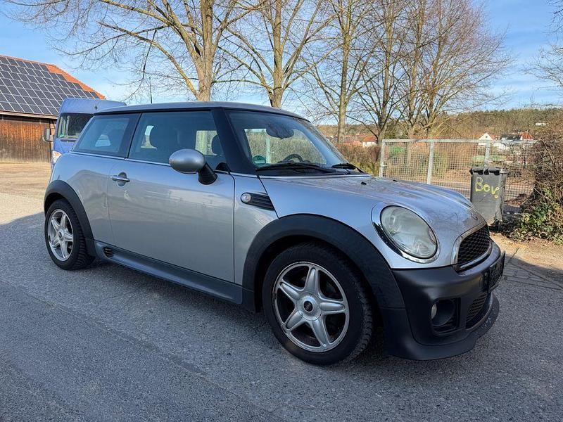 Gebraucht Mini Cooper 120 PS (88 kW) 2009 Silber Kleinwagen