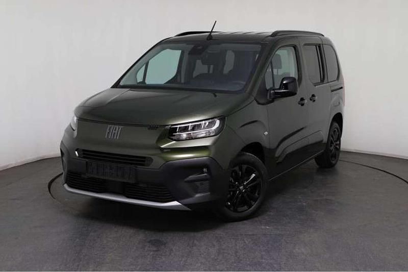 Grün, dunkelgrün Neu 2025 Fiat Doblò Van / Kleinbus | 27.090 € (Fairer Preis) - Bild 1/4