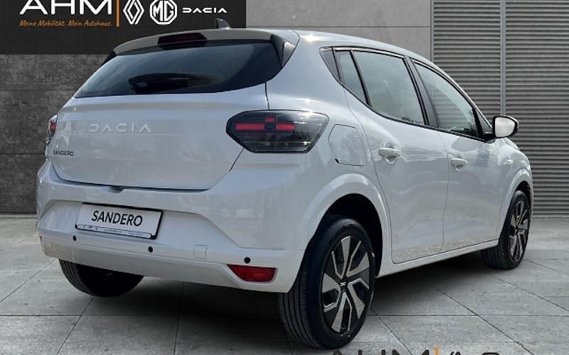 Neu Dacia Sandero Expression 101 PS (74 kW) 2026 Weiß Limousine