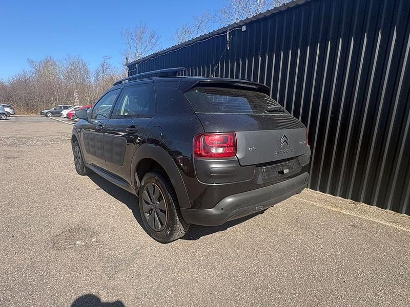 Gebraucht Citroën C4 Feel 99 PS (72 kW) 2016 Schwarz SUV