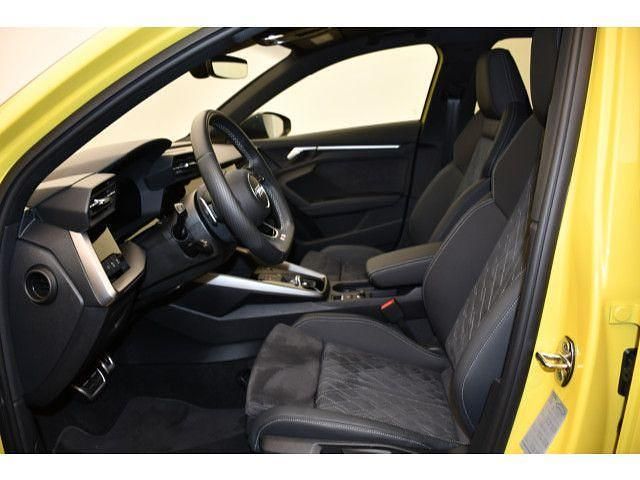 Gebraucht Audi S3 Ambiente 310 PS (228 kW) 2024 Pythongelb metallic (metallic) Limousine