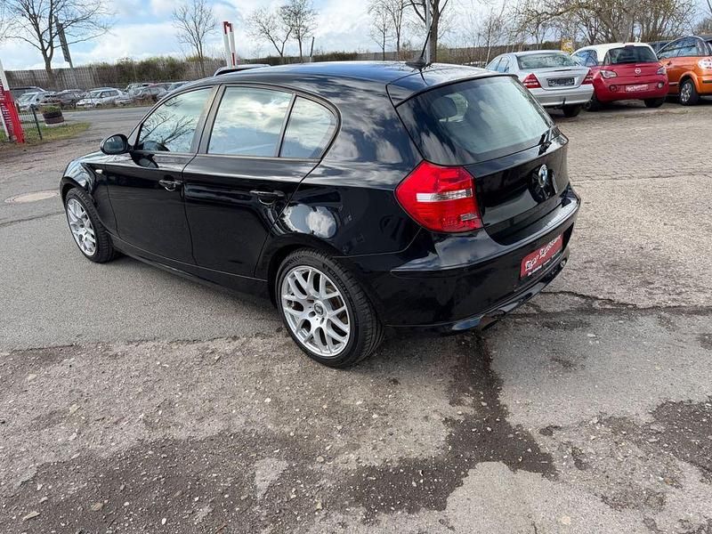 Gebraucht BMW 116 Advantage 122 PS (89 kW) 2009 Schwarz Kleinwagen
