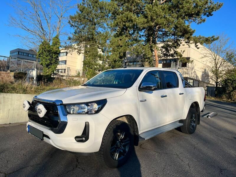 Weiß Gebraucht 2021 Toyota HiLux Abholung | 41.000 € (Fairer Preis) - Bild 1/4