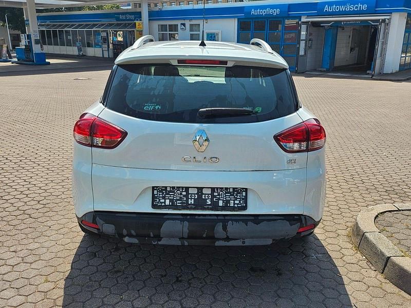 Gebraucht Renault Clio GrandTour Expression 75 PS (55 kW) 2015 Weiß Kombi