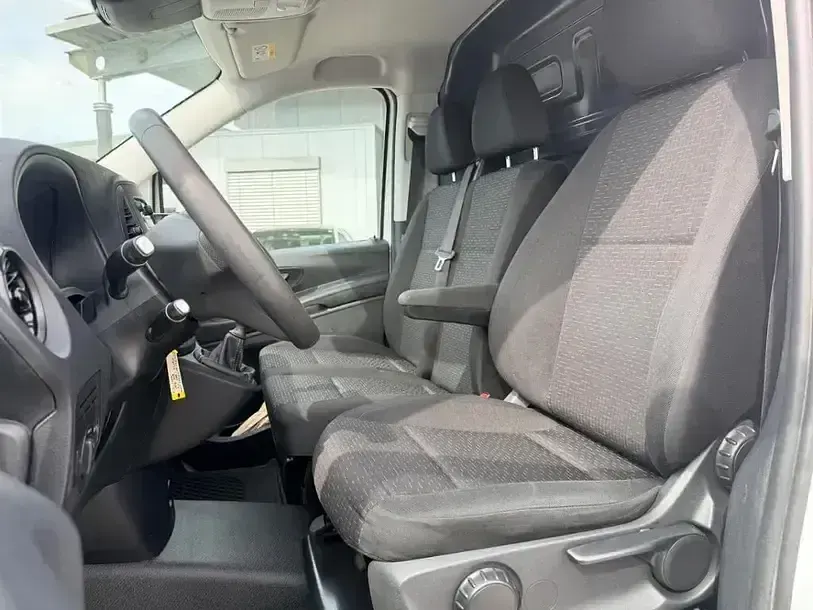Gebraucht Mercedes Vito 136 PS (100 kW) 2023 Weiß Van