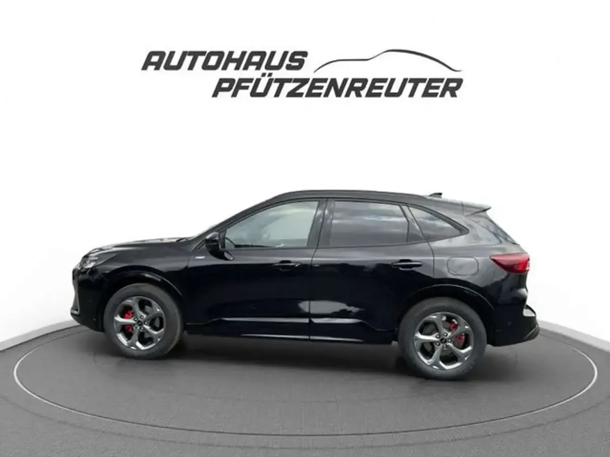 Gebraucht Ford Kuga ST-Line X 186 PS (136 kW) 2025 Schwarz SUV