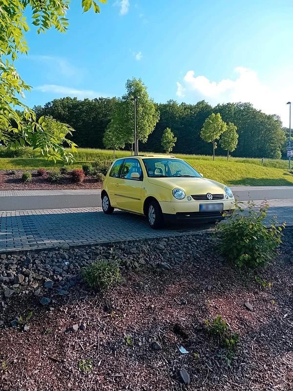 Gebraucht VW Polo 50 PS (36 kW) 2000 Gelb Kleinwagen