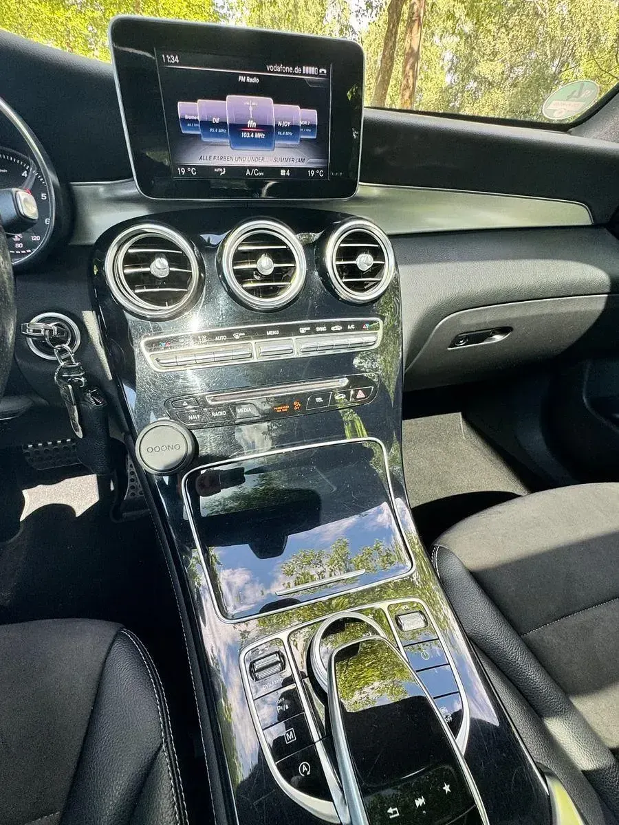 Gebraucht Mercedes GLC250 AMG line 204 PS (150 kW) 2016 Schwarz SUV
