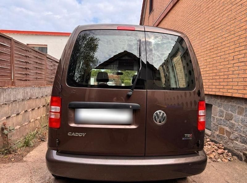 Second-hand VW Caddy 102 CP (75 kW) 2014 Maro Monovolum