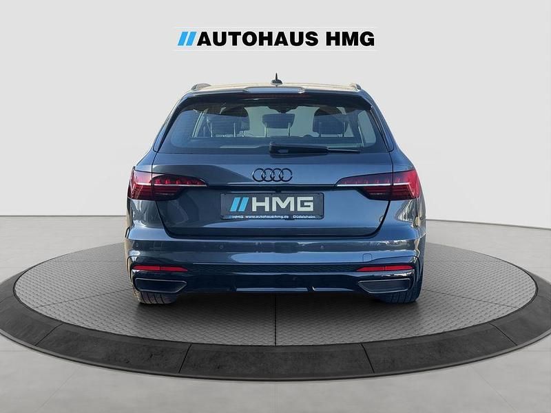 Gebraucht Audi A4 S-Line 163 PS (119 kW) 2024 Grau Limousine