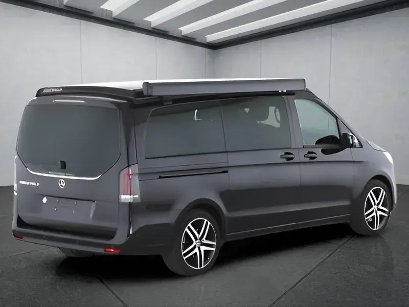 Gebraucht Mercedes V300 237 PS (174 kW) 2024 Schwarz Van / Kleinbus