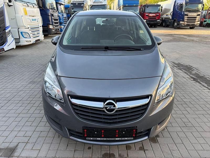 Używany Opel Meriva Style 110 KM (80 kW) 2014 Szary Minivan