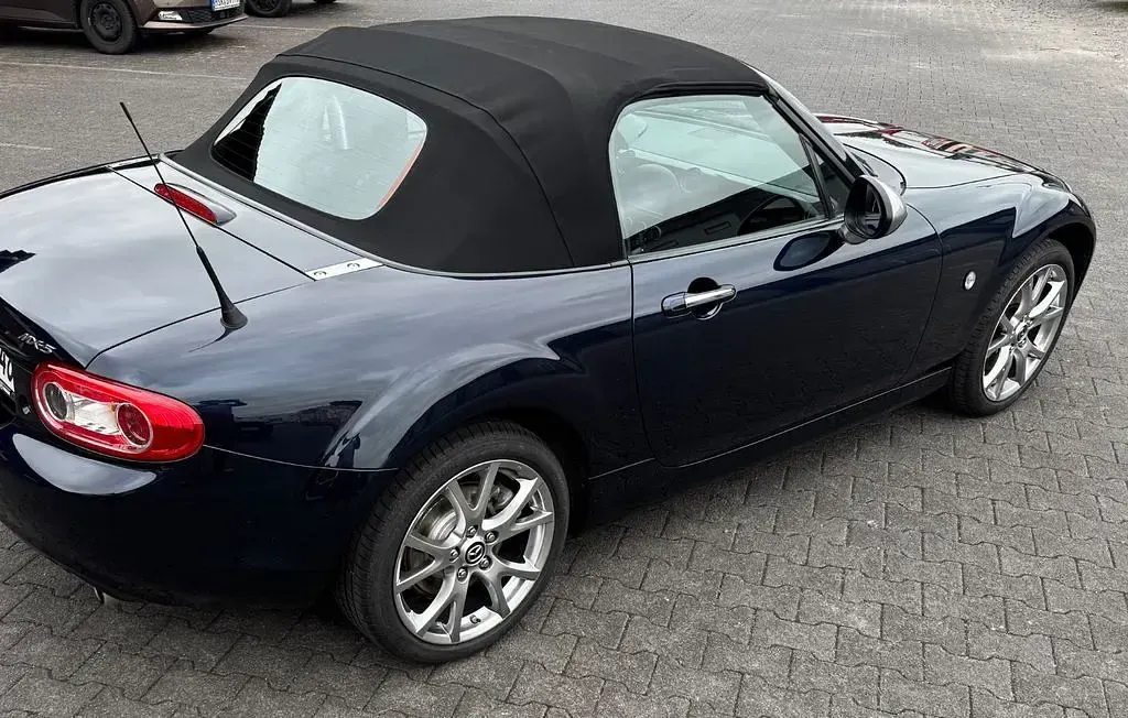 Gebraucht Mazda MX5 Center-Line 126 PS (92 kW) 2015 Blau Cabrio