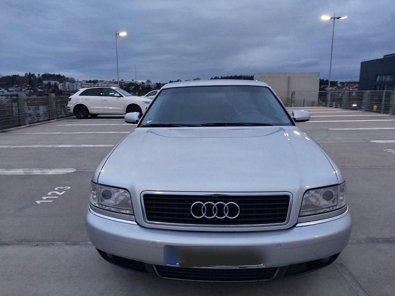 Gebraucht Audi A8 260 PS (191 kW) 2001 Silber Limousine