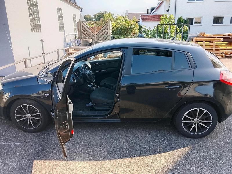 Schwarz Gebraucht 2007 Fiat Bravo Kleinwagen | 1.150 € (Guter Preis) - Bild 1/4