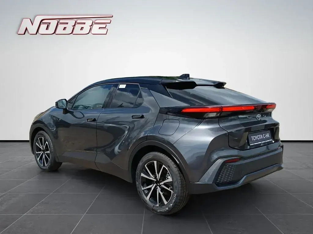 Gebraucht Toyota C-HR 140 PS (102 kW) 2025 Grau SUV