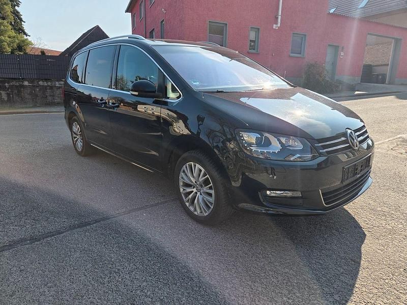 Gebraucht VW Sharan Life 140 PS (102 kW) 2012 Schwarz Van / Kleinbus