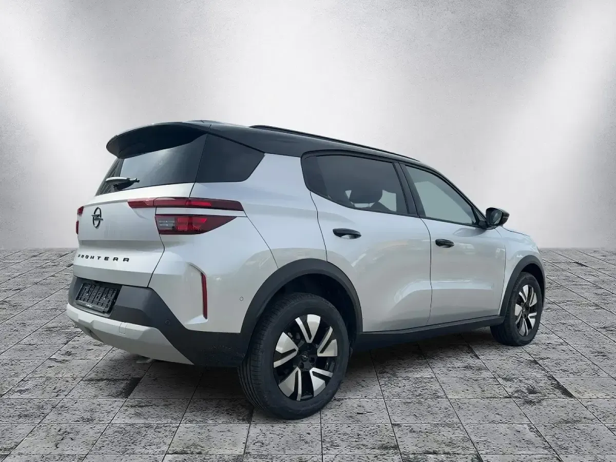 Neu Opel Frontera 110 PS (80 kW) 2026 Kristallsilber metallic SUV