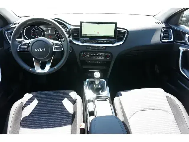 Neu Kia Ceed Sportswagon Style 140 PS (102 kW) 2025 Schwarz Kombi
