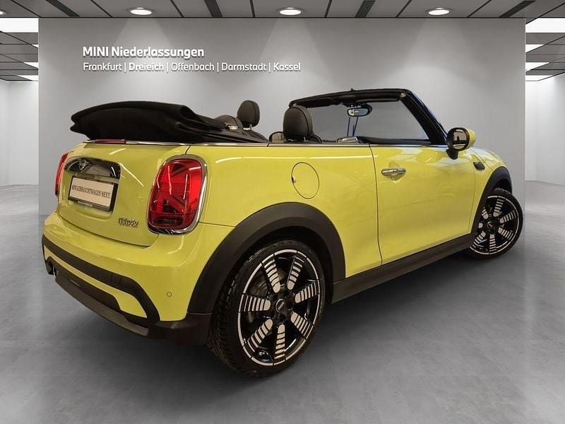 Gebraucht Mini Cooper Cabriolet 136 PS (100 kW) 2022 Gelb Cabrio