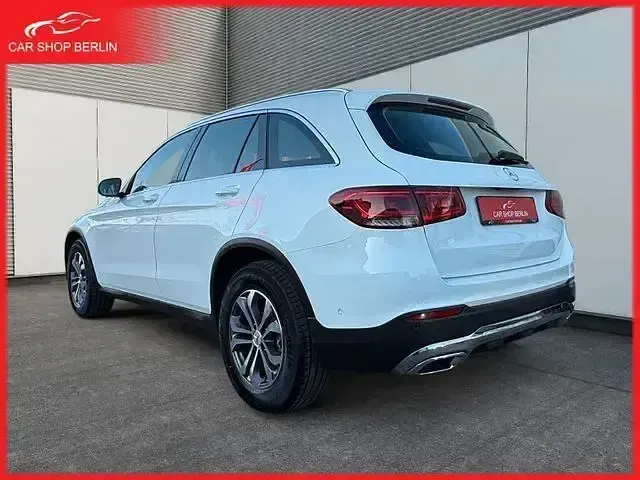 Gebraucht Mercedes GLC200 211 PS (155 kW) 2022 Weiß SUV