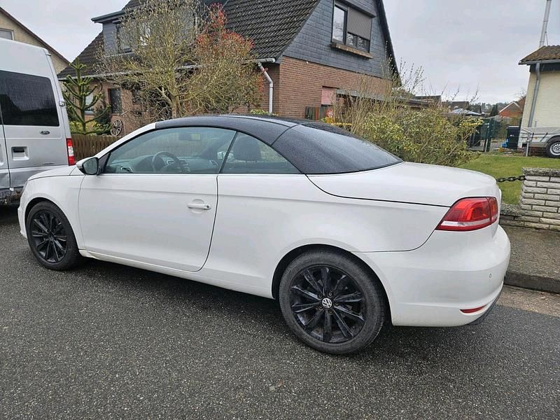 Gebraucht VW Eos 211 PS (155 kW) 2011 Weiß Cabrio