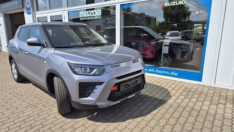 Grau Neu 2025 Ssangyong Tivoli SUV | 18.890 € (Superpreis) - Bild 1/4
