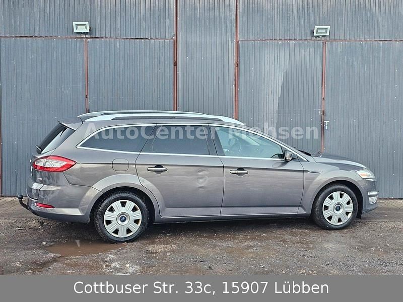 Gebraucht Ford Mondeo Titanium 163 PS (119 kW) 2011 Braun Kombi