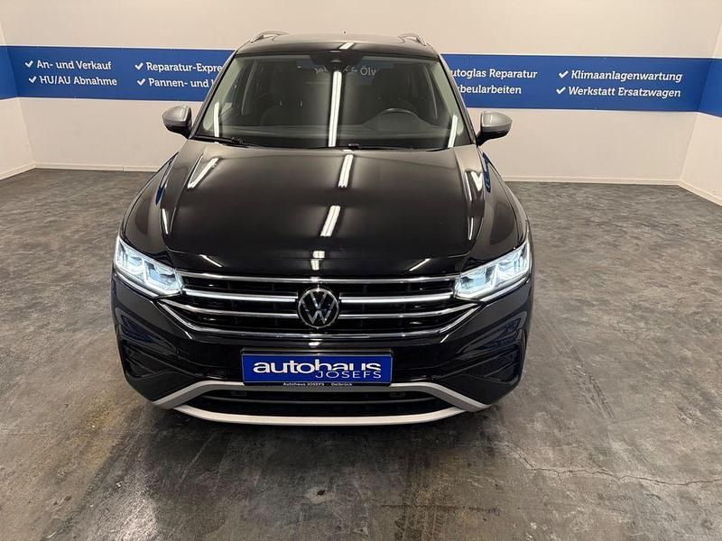 Gebraucht VW Tiguan Allspace 190 PS (139 kW) 2022 Schwarz SUV
