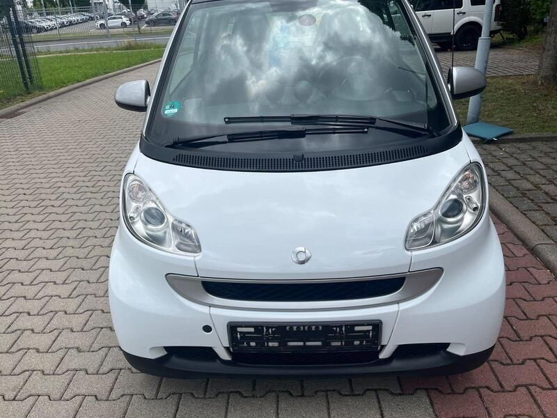 Weiß Gebraucht 2010 Smart ForTwo Coupé Coupé | 4.390 € (Fairer Preis) - Bild 1/4