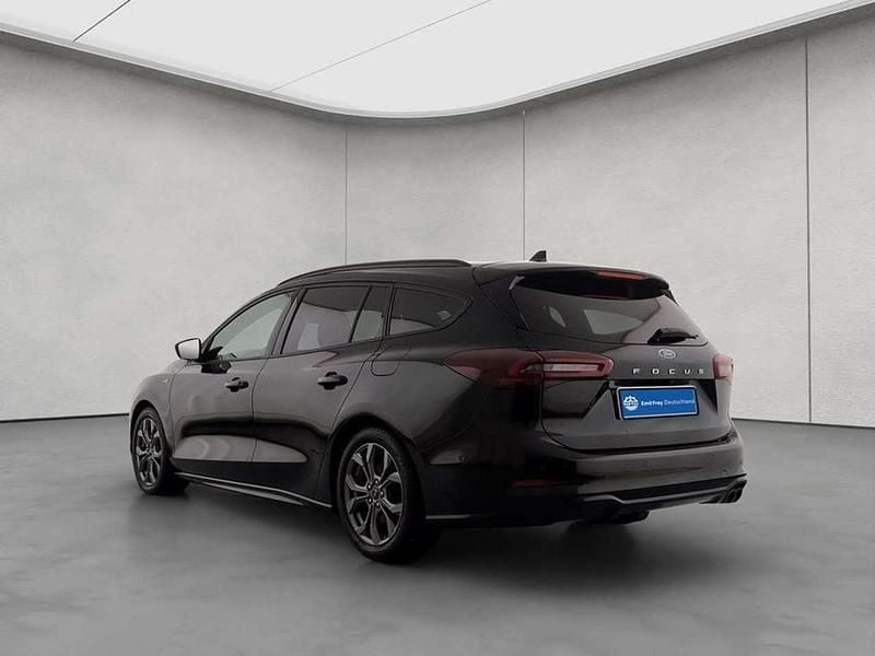 Gebraucht Ford Focus ST-Line X 155 PS (114 kW) 2024 Agate black metallic Kombi