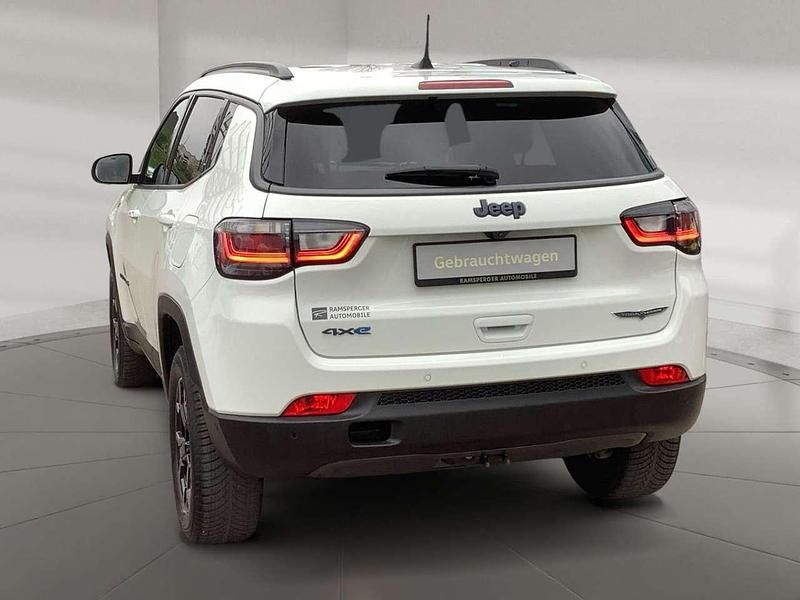 Occasion Jeep Compass Trailhawk 179 ch (131 kW) 2022 Blanc SUV