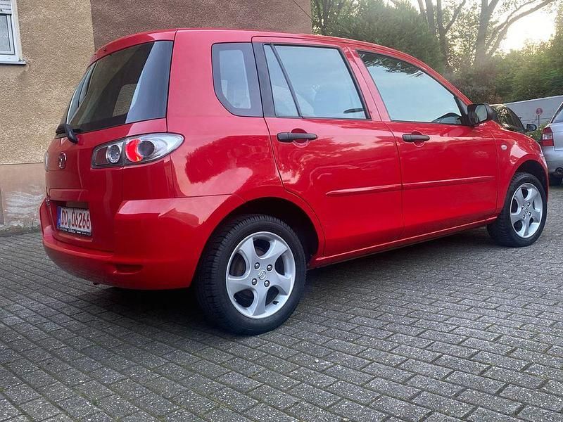 Gebraucht Mazda 2 Comfort 75 PS (55 kW) 2008 Rot Limousine