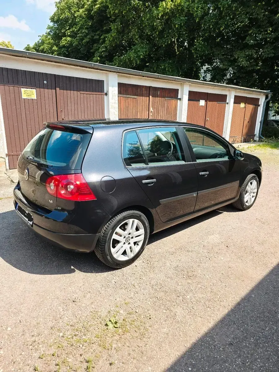 Gebraucht VW Golf IV 105 PS (77 kW) 2006 Schwarz Limousine