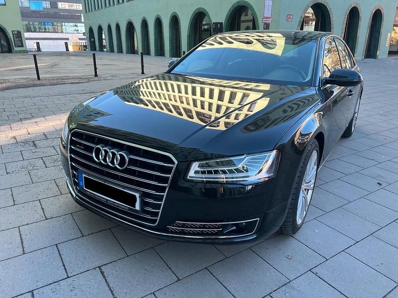 Gebraucht Audi A8 Comfort 258 PS (189 kW) 2014 Schwarz Limousine
