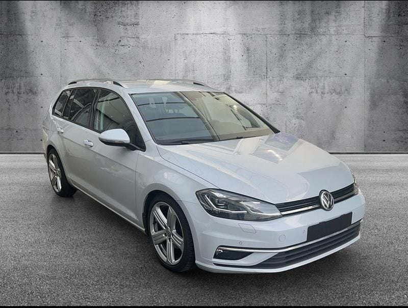Weiß Gebraucht 2017 VW Golf VII Highline Kombi | 9.999 € (Fairer Preis) - Bild 1/4