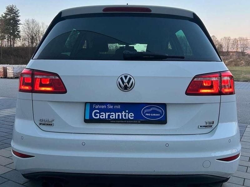 Gebraucht VW Golf VII Highline 125 PS (91 kW) 2014 Weiß Kombi