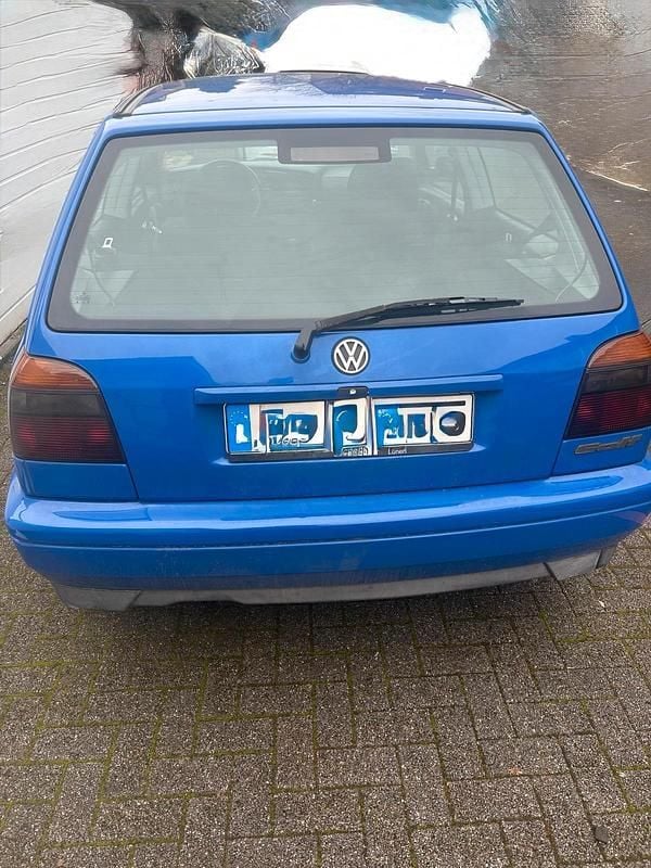 Gebraucht VW Golf III 60 PS (44 kW) 1997 Blau Limousine