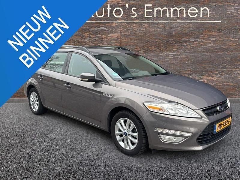 Gebraucht Ford Mondeo Titanium 140 PS (102 kW) 2011 Braun Kombi
